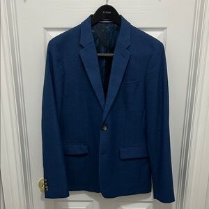 RW&Co slim fit blue blazer